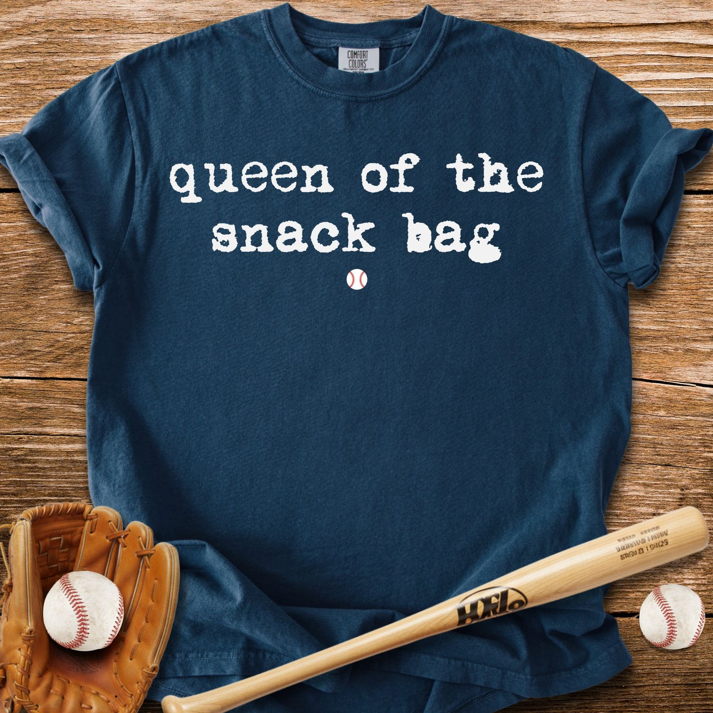 Snack Bag Reigning Queen T-Shirt