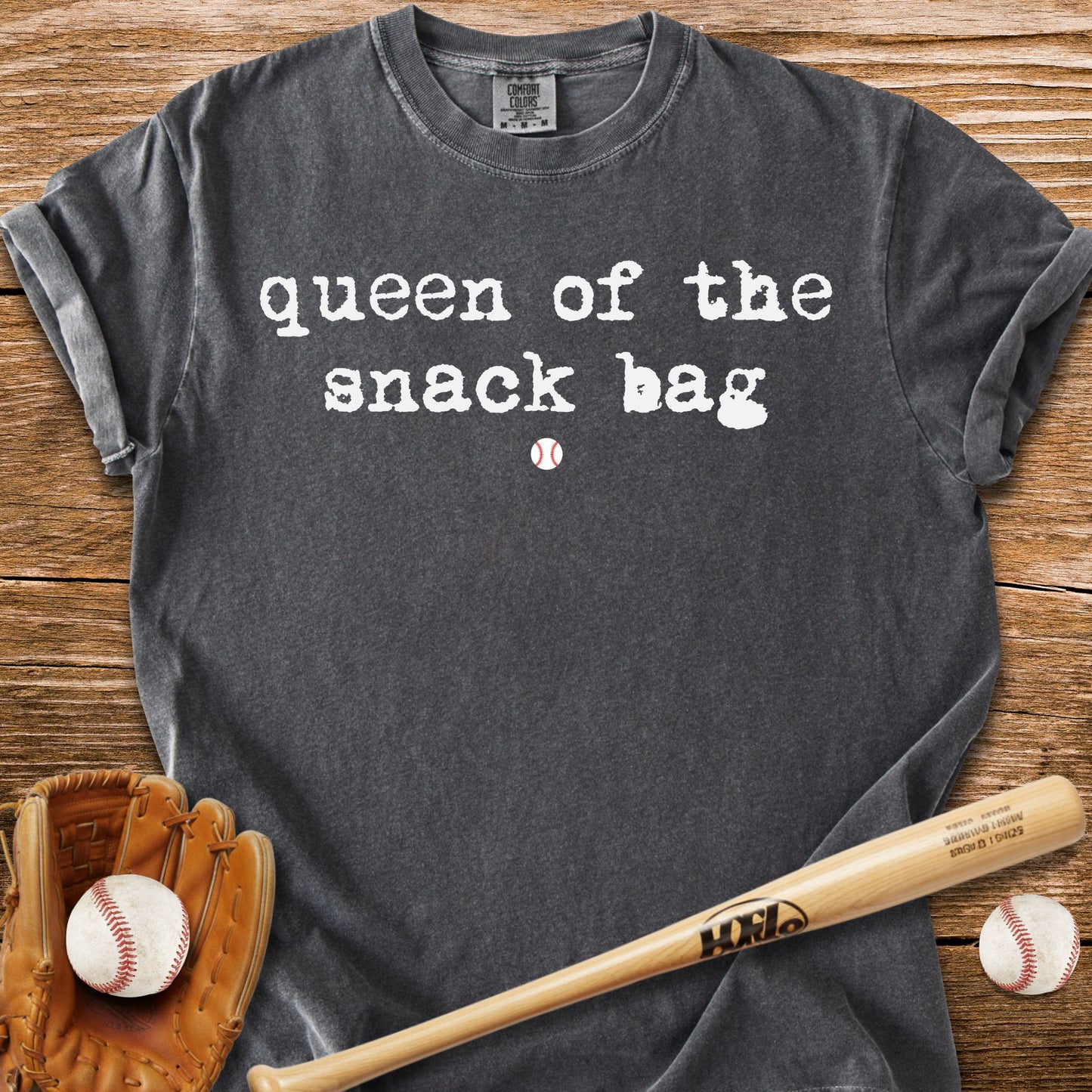 Snack Bag Reigning Queen T-Shirt