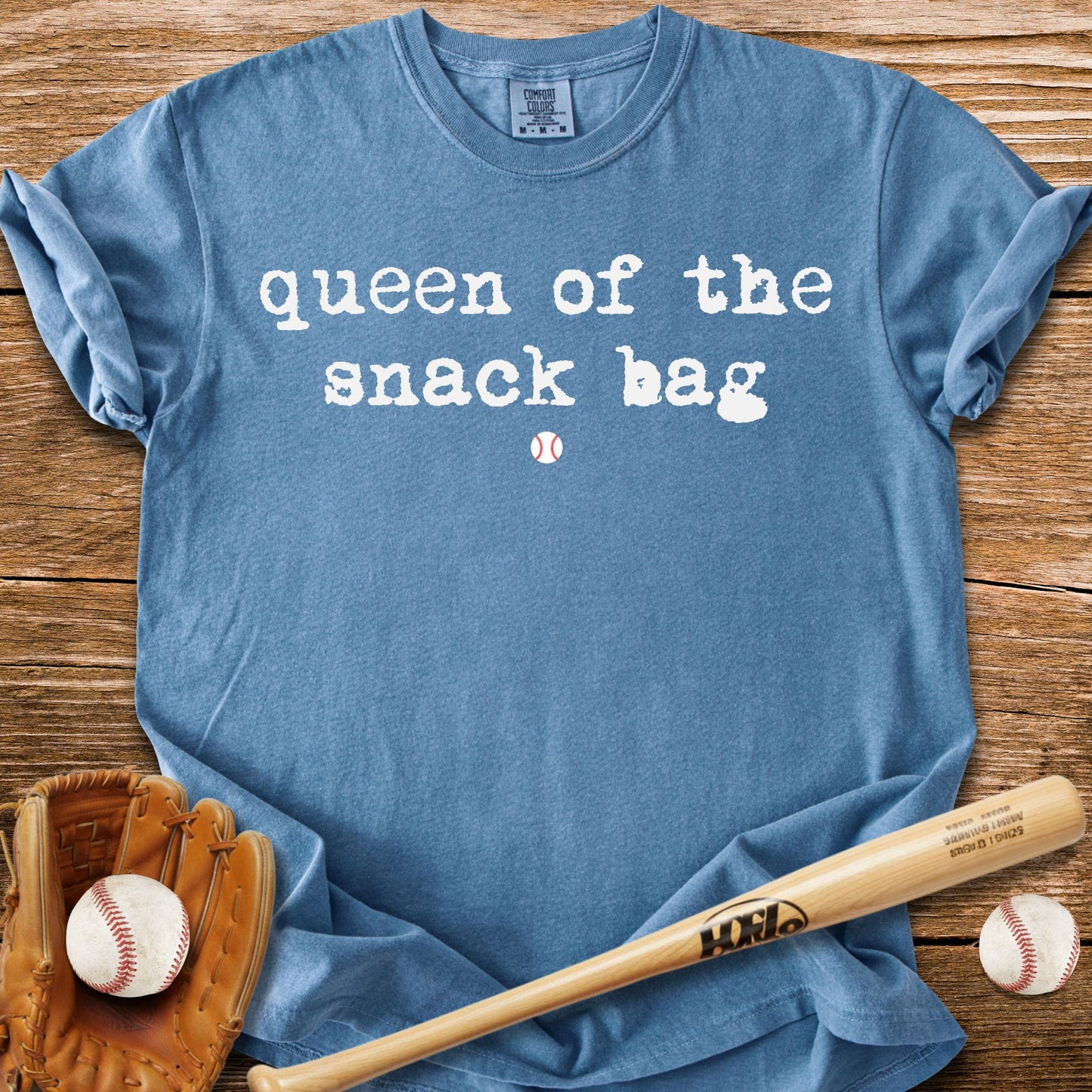 Snack Bag Reigning Queen T-Shirt